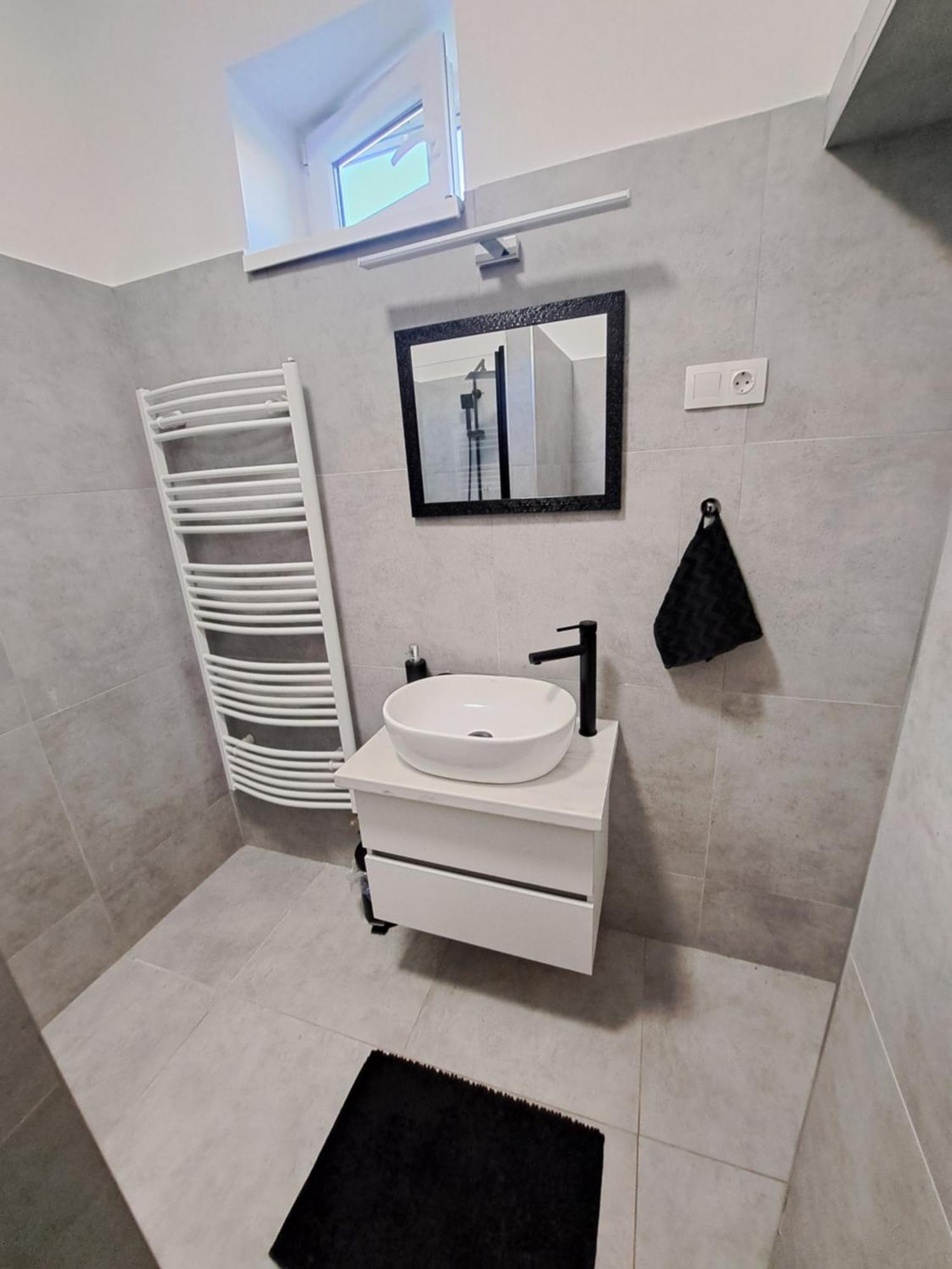 Bereg Szive Apartman Vasarosnameny Bilik gambar